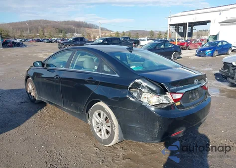 2013 Hyundai Sonata Gls z USA, uszkodzony, nr VIN 5NPEB4AC7DH776957